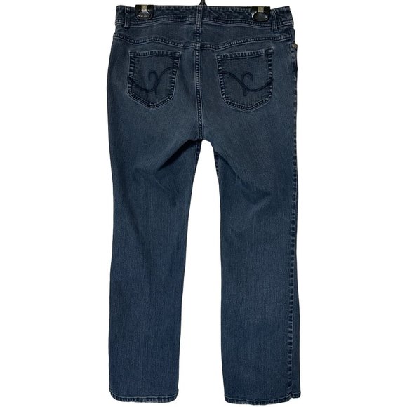 Additions by Chico's Denim Jeans Blue Mid-Rise Women's Size 1.5 Short (32X29) - Picture 2 of 15